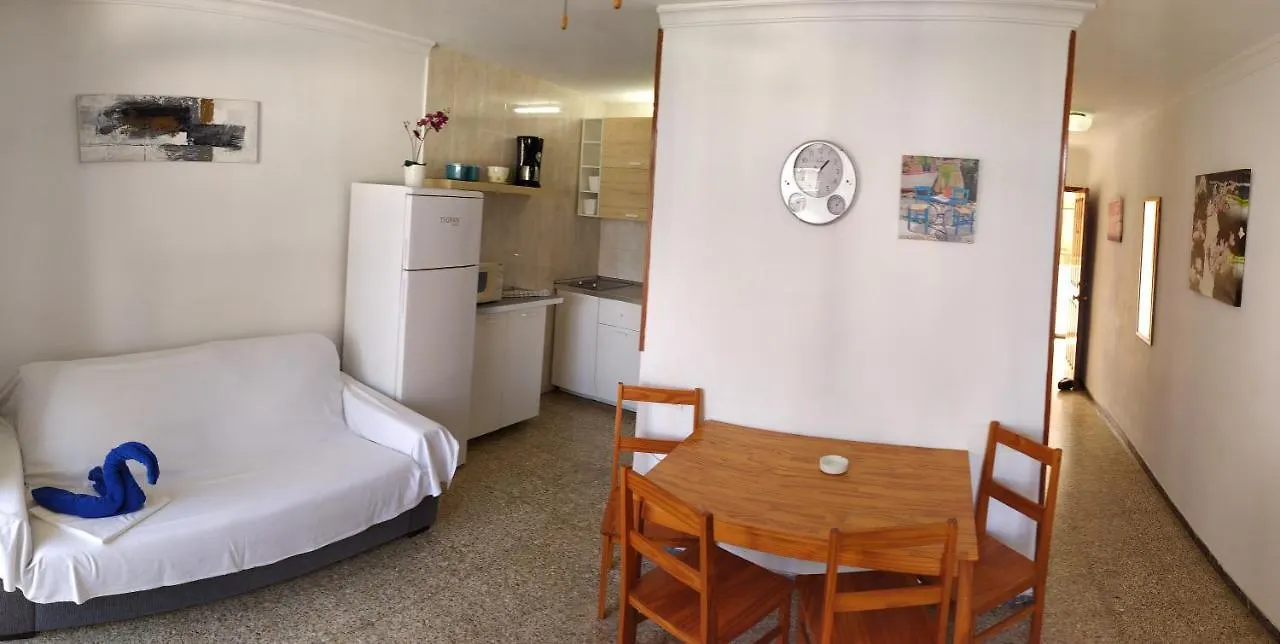 Apartamentos Australia Playa del Inglés 0*,